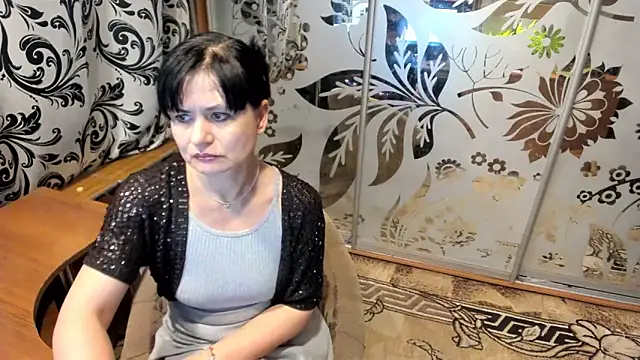 EVILENSA live sex cam