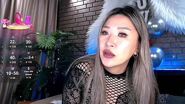 nicky_owl's cam snapshot