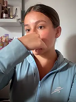 Talia_Bonet live sex cam