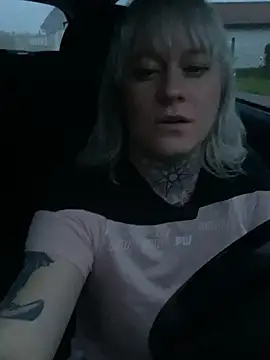 poussichienne live sex cam