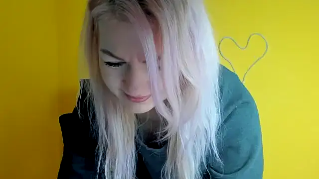 Madonna_Fire's cam snapshot