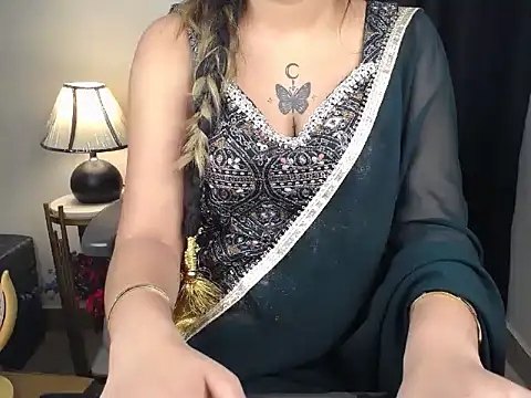 Flying_queenn's cam snapshot