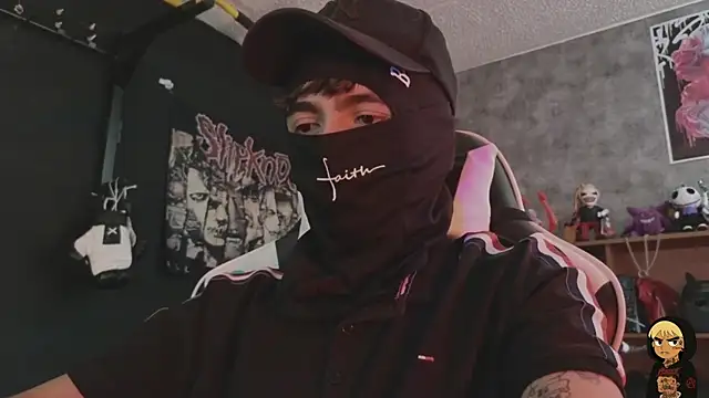 AcidMilo live sex cam