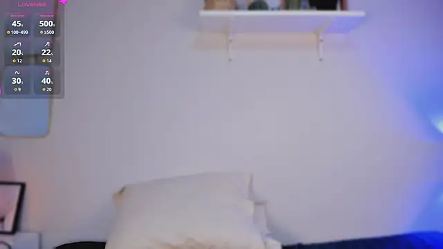 CherryyBloom_'s cam snapshot