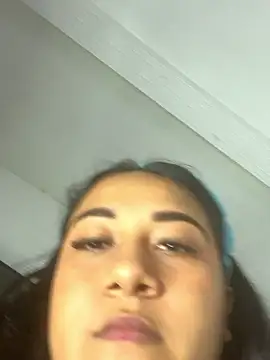 Leila__Saade's cam snapshot