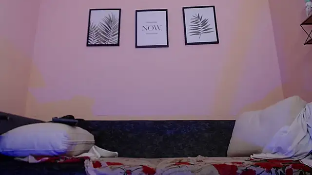 baby_bonny_'s cam snapshot