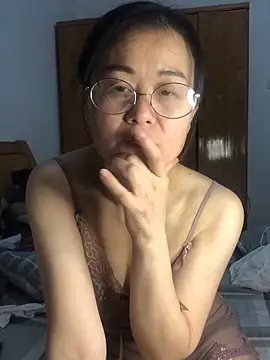 yunyun52012 live sex cam