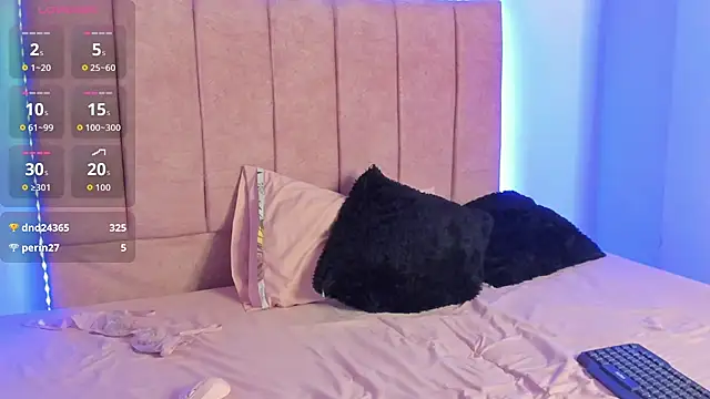 laura_extreme's cam snapshot