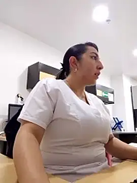 Valeria_montana_'s cam snapshot