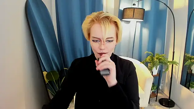 KellyKik's cam snapshot