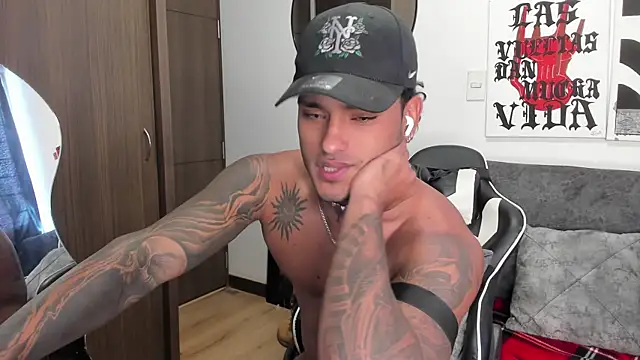 Alessandro_Vanni live sex cam