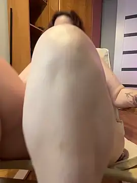 Lusttymommy's cam snapshot