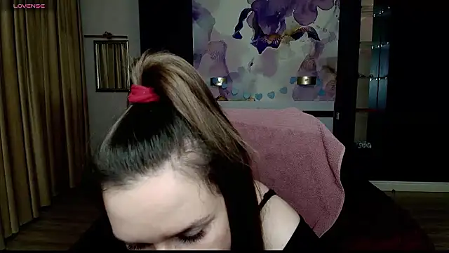 AriaGray's cam snapshot