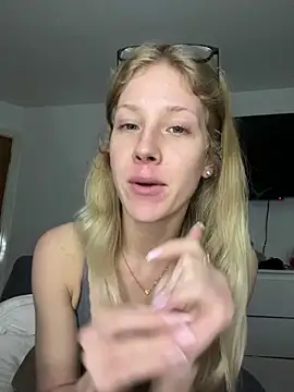 RosieLovexoxx's cam snapshot