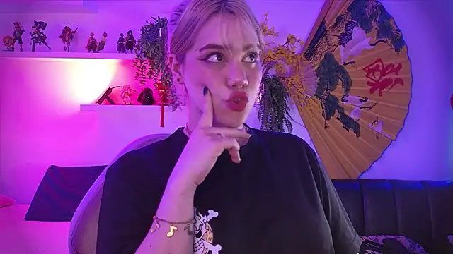 albaismynameX's cam snapshot