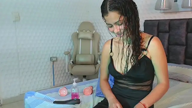 Kamila_Steward live sex cam