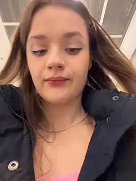 KittyQueeny live sex cam