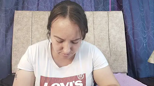 Sofi-Brown's cam snapshot