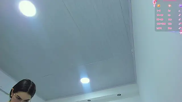 milk_candy18's cam snapshot