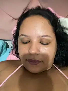 Bigostosa's cam snapshot