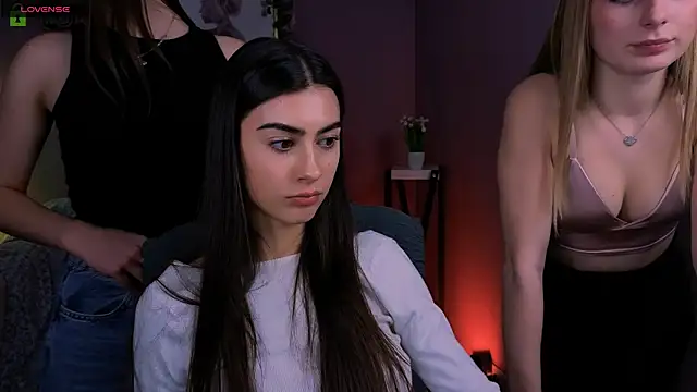 flora_ri live sex cam