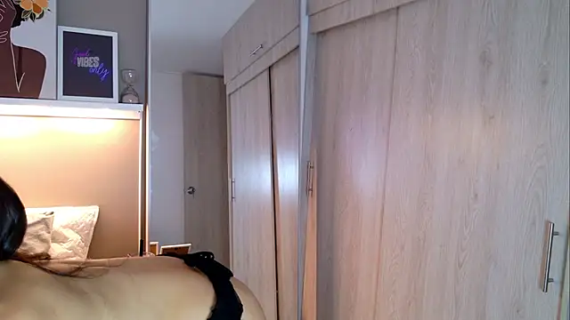 kloe_coper's cam snapshot