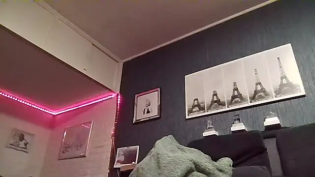 Funfukruon's cam snapshot