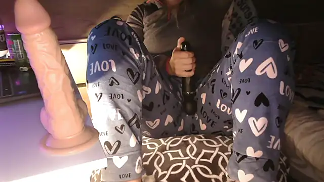 LaRa_forU's cam snapshot