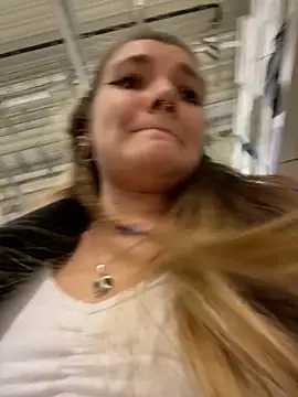 Holy_Tereza's cam snapshot