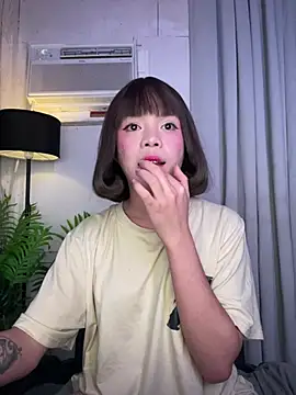 Pumi_akiko live sex cam