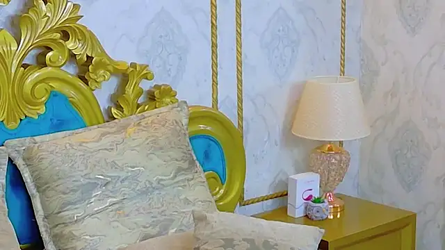 LucyLeah's cam snapshot