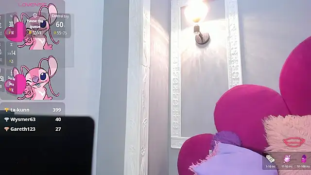 Bonniie_22 live sex cam