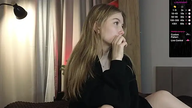 Sakura_Moore live sex cam