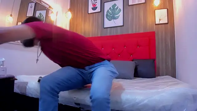 Thiagogomez live sex cam