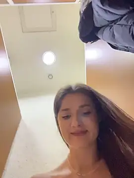 KittyQueeny live sex cam