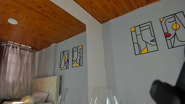 juana_gold's cam snapshot