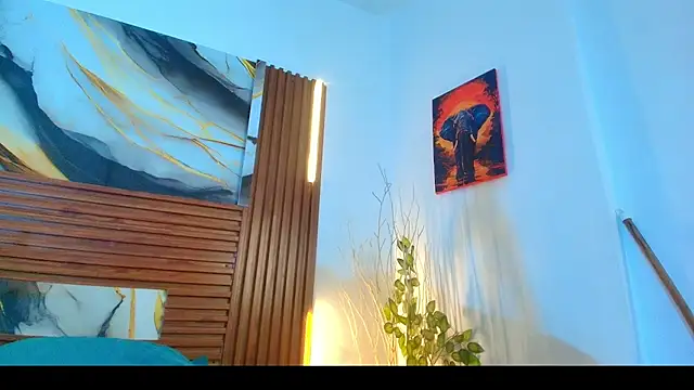 Celeste_hot_08's cam snapshot