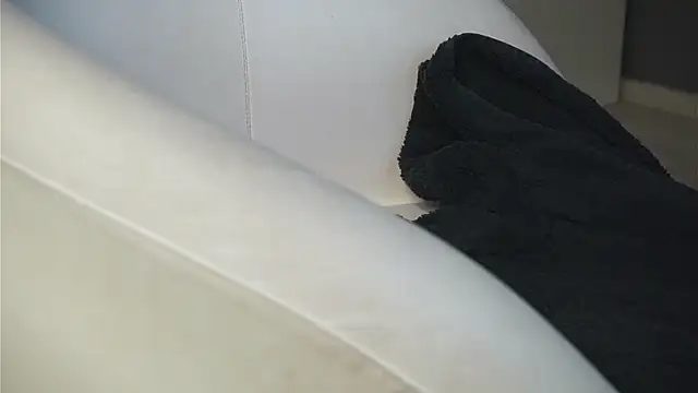 SweetBlondy35 live sex cam