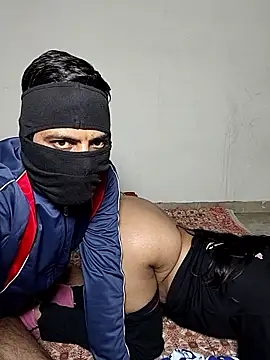 Heena-143 live sex cam