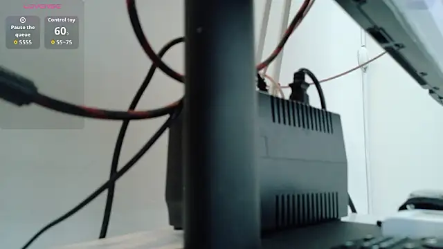 curvybrunnete's cam snapshot