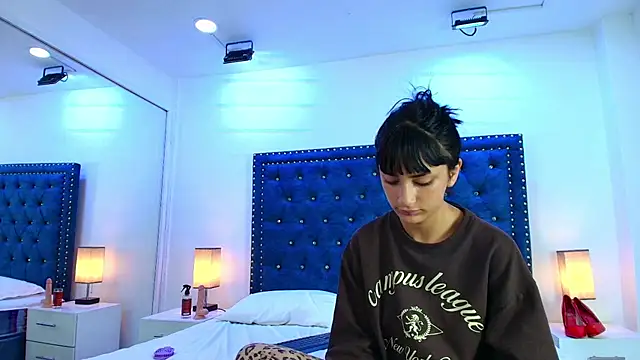 Damian_and_roxanne live sex cam