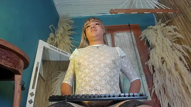 Tiffany_deluxe live sex cam