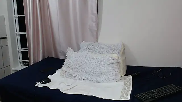 Stormy-Stella's cam snapshot