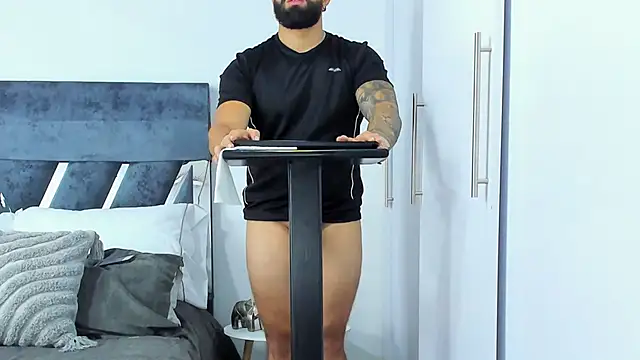 Zack_Froone live sex cam