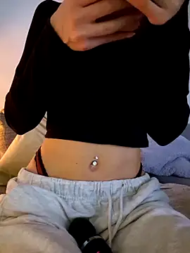 Luna_Veil's cam snapshot