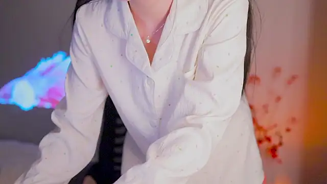 SpiderIily's cam snapshot