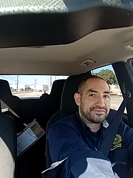 CumDumpPig83's cam snapshot