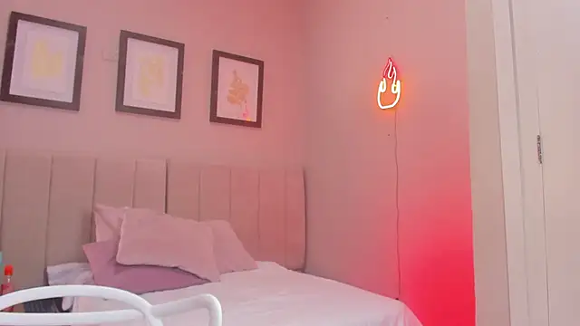 isabela__x's cam snapshot