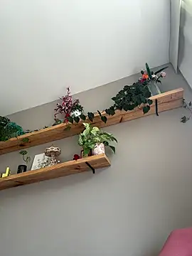 SugarTroubl33 live sex cam