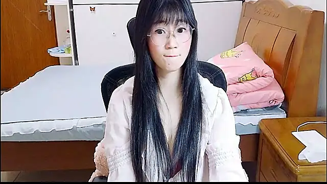 Strawberry_baby live sex cam